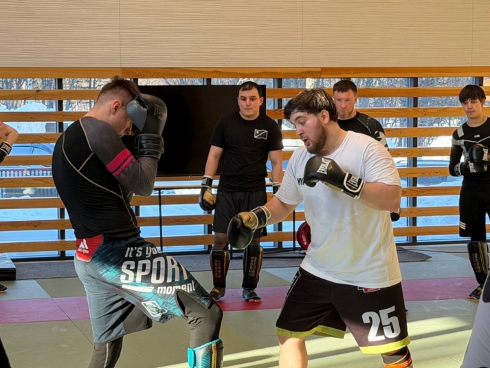 В Магадане прошёл мастер-класс по единоборствам для детей и взрослых