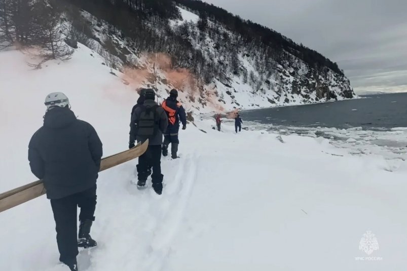 Магаданские спасатели провели тренировку по горно-лавинной подготовке 