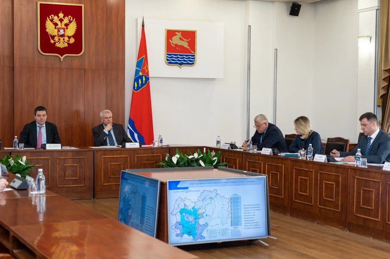 В Магаданской области обсудили готовность к пожароопасному сезону Правительство Магаданской области