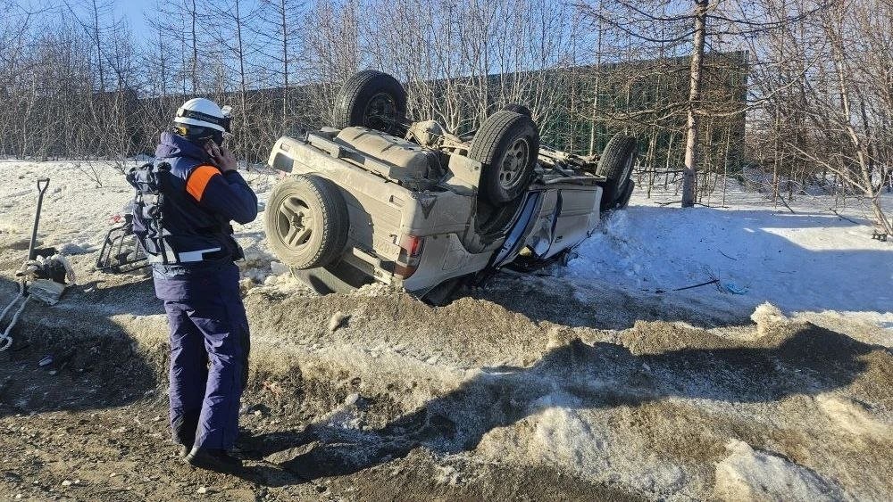 С места происшествия Поисково-спасательная служба мэрии Магадана
