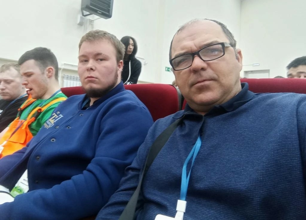 Студент из Магадана стал бронзовым призёром чемпионата &quotПрофессионалы&quot по компетенции &quotУправление бульдозером&quot Источник