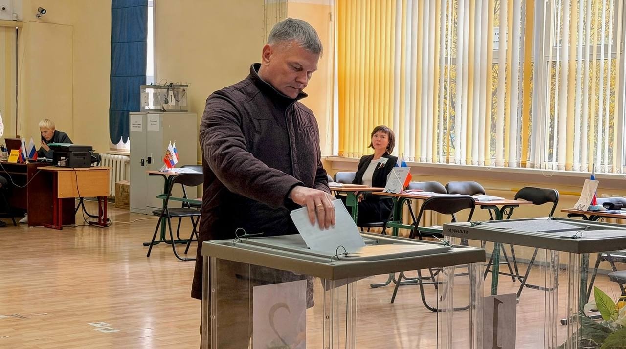 Депутаты Магаданской гордумы приняли участие в голосовании пресс-служба Думы города Магадана