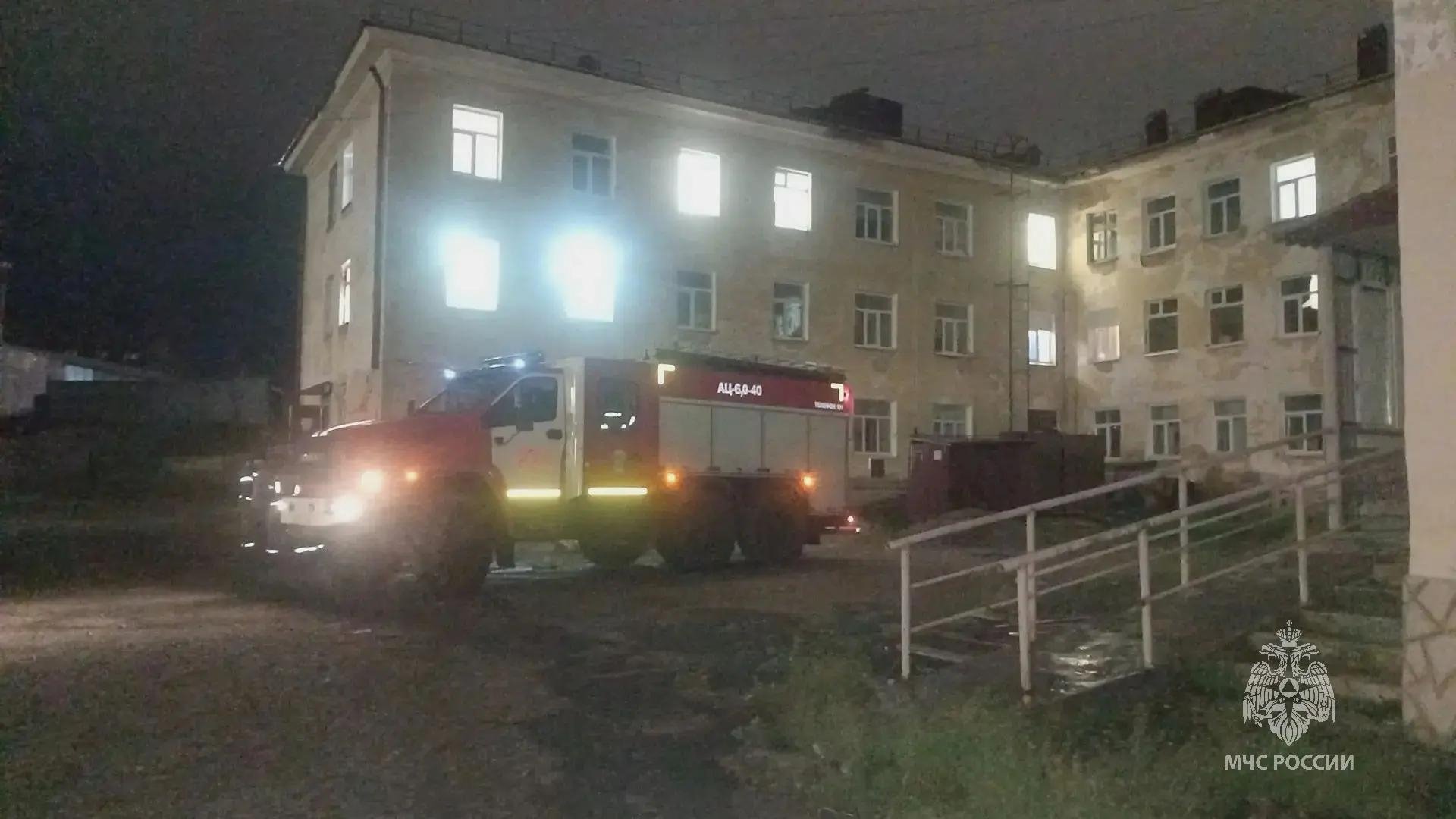 С места происшествия ГУ МЧС России по Магаданской области